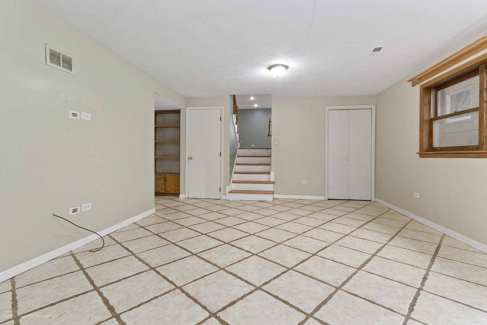 Niles, Illinois 60714, United States, 3 Bedrooms Bedrooms, ,2 BathroomsBathrooms,Residential,Active,249430