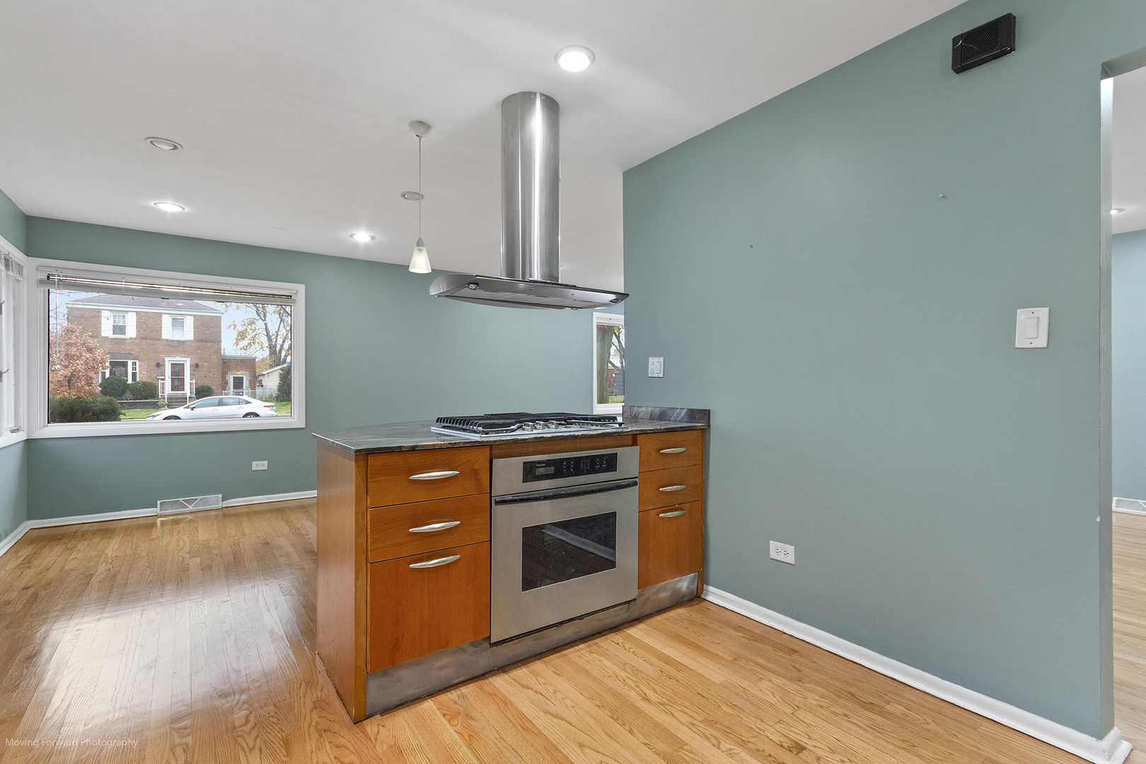 Niles, Illinois 60714, United States, 3 Bedrooms Bedrooms, ,2 BathroomsBathrooms,Residential,Active,249430