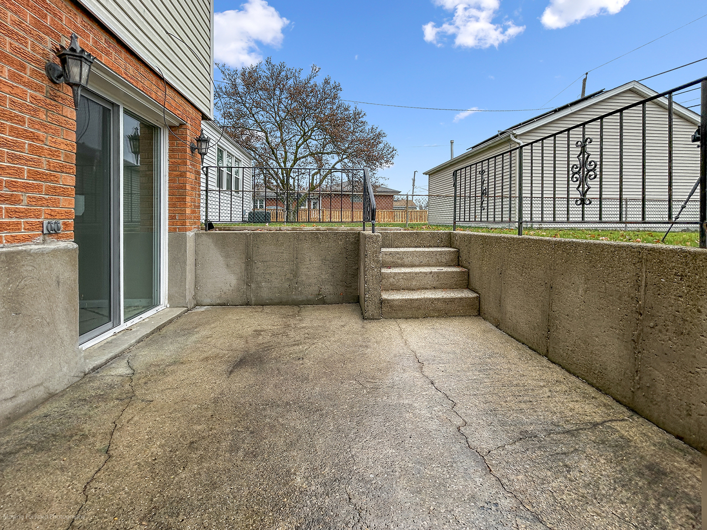 Niles, Illinois 60714, United States, 3 Bedrooms Bedrooms, ,2 BathroomsBathrooms,Residential,Active,249430