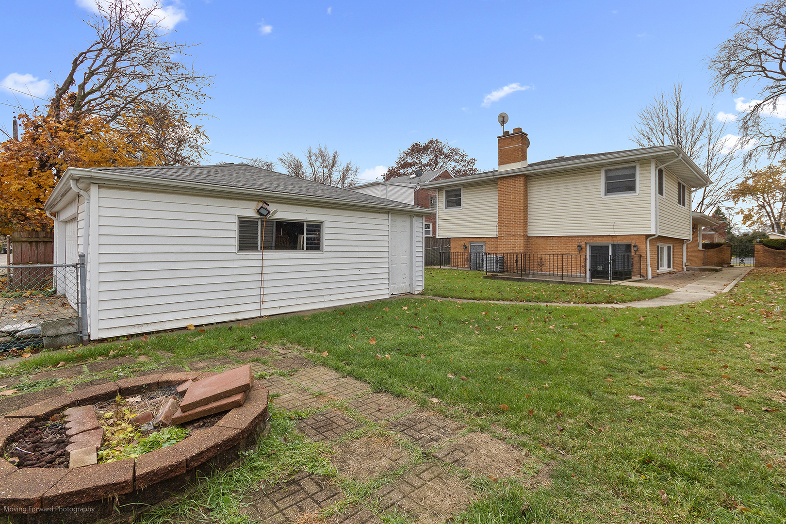 Niles, Illinois 60714, United States, 3 Bedrooms Bedrooms, ,2 BathroomsBathrooms,Residential,Active,249430