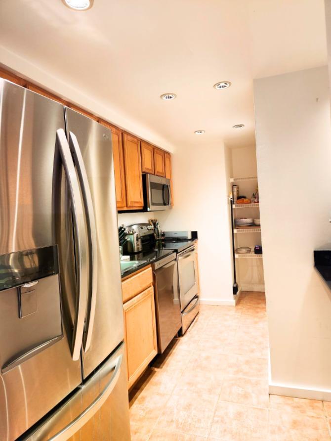 40 E 9th Street 1118