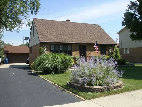 A home in BRIDGEVIEW