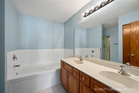 Tiny photo for 124 W PARK Avenue #C, Sugar Grove, IL 60554 (MLS # 12622907)