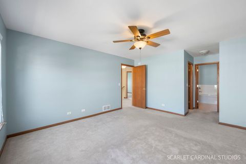 Tiny photo for 124 W PARK Avenue #C, Sugar Grove, IL 60554 (MLS # 12622907)