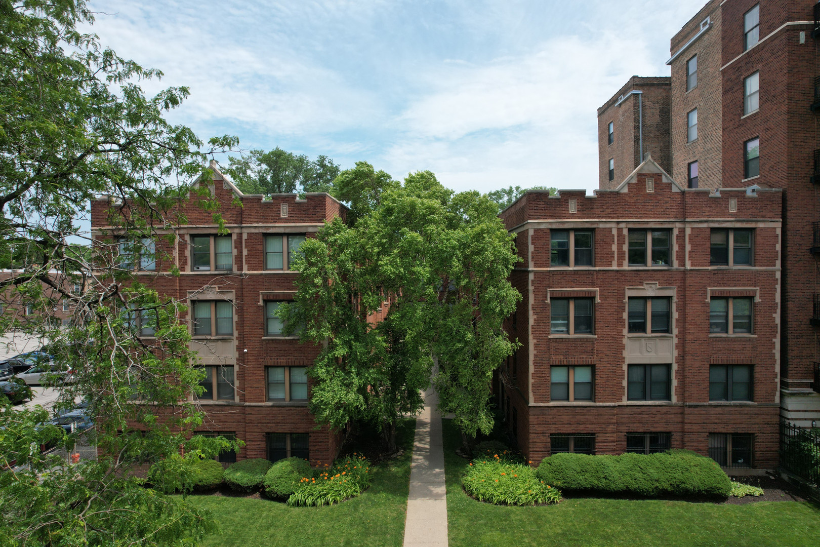 4523.5 S Drexel Boulevard 3W