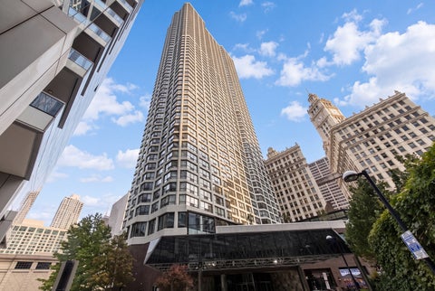Tiny photo for 405 N WABASH Avenue #4004, Chicago, IL 60611 (MLS # 12785486)