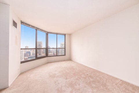 Tiny photo for 405 N WABASH Avenue #4004, Chicago, IL 60611 (MLS # 12785486)