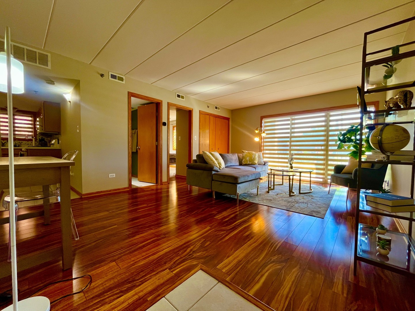 10620 S CENTRAL Avenue 1A