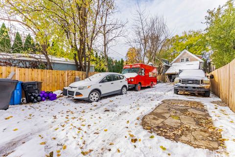 Tiny photo for 6933 S Michigan Avenue, Chicago, IL 60637 (MLS # 12519113)