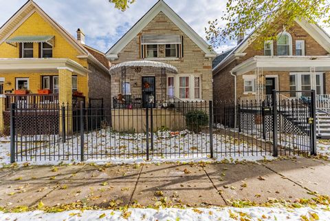 Tiny photo for 6933 S Michigan Avenue, Chicago, IL 60637 (MLS # 12519113)