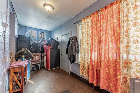 Tiny photo for 6933 S Michigan Avenue, Chicago, IL 60637 (MLS # 12519113)