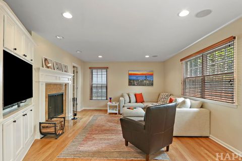 Tiny photo for 1423 Woodhill Drive, Northbrook, IL 60062 (MLS # 12419702)