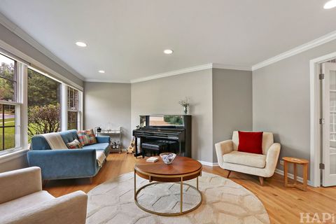 Tiny photo for 1423 Woodhill Drive, Northbrook, IL 60062 (MLS # 12419702)