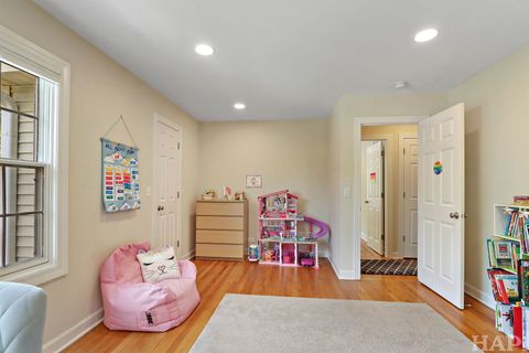 Tiny photo for 1423 Woodhill Drive, Northbrook, IL 60062 (MLS # 12419702)