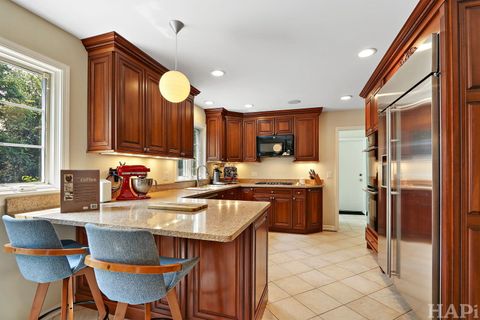 Tiny photo for 1423 Woodhill Drive, Northbrook, IL 60062 (MLS # 12419702)