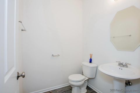 Tiny photo for 4326 Monroe Avenue, Naperville, IL 60564 (MLS # 12498632)