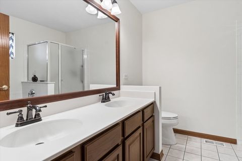 Tiny photo for 21429 W Sycamore Court, Plainfield, IL 60544 (MLS # 12580362)