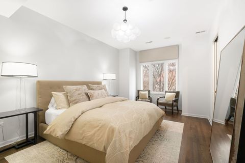 Tiny photo for 1733 S Prairie Avenue, Chicago, IL 60616 (MLS # 12589574)