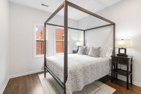 Tiny photo for 1733 S Prairie Avenue, Chicago, IL 60616 (MLS # 12589574)
