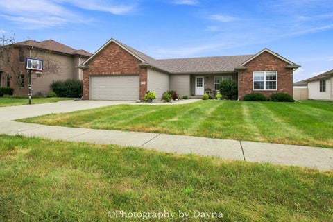 Photo of 1725 Hunters Run Drive, Bourbonnais, IL 60914 (MLS # 12749731)