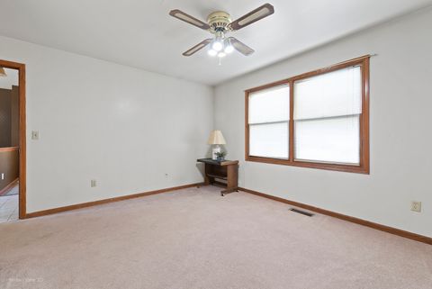 Tiny photo for 1212 Loren Drive, DeKalb, IL 60115 (MLS # 12498922)