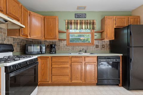 Tiny photo for 1212 Loren Drive, DeKalb, IL 60115 (MLS # 12498922)