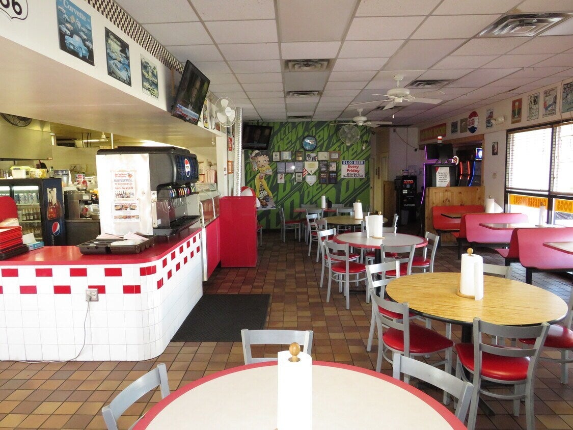 2600 W Jefferson Street