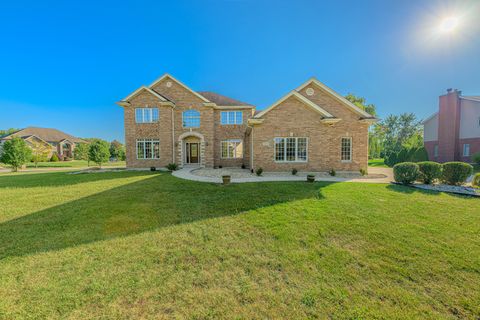 Photo of 22430 Woodland Lane, Frankfort, IL 60423 (MLS # 12469471)