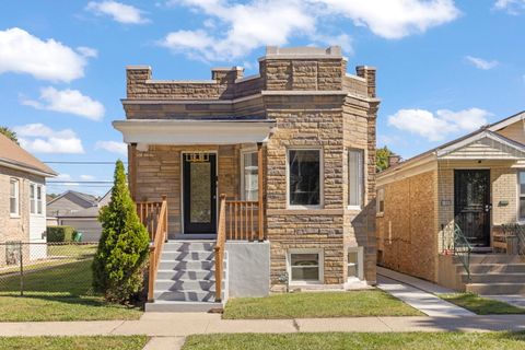 Photo of 1335 Wesley Avenue, Berwyn, IL 60402 (MLS # 12468570)