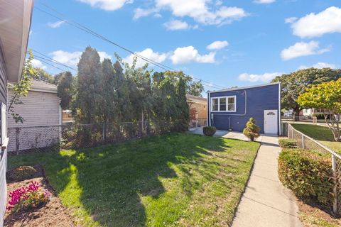 Tiny photo for 1335 Wesley Avenue, Berwyn, IL 60402 (MLS # 12468570)