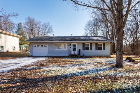 Photo of 8021 Pine Avenue, Downs, IL 61736 (MLS # 12552642)