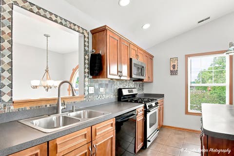Tiny photo for 624 Kresswood Drive #D, McHenry, IL 60050 (MLS # 12736074)
