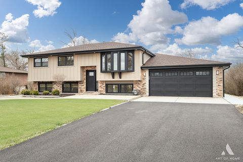 Tiny photo for 10521 Fitzsimmons Drive, Palos Park, IL 60464 (MLS # 12591170)