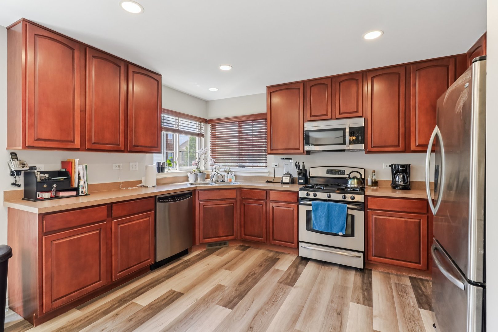 491 W Butterfield Lane