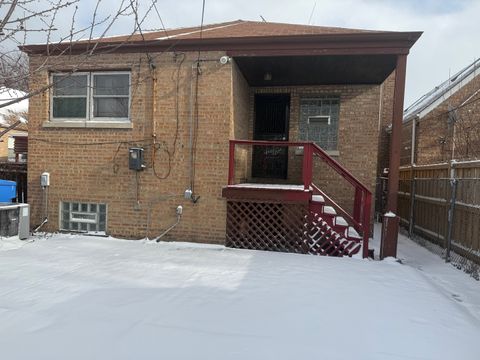Tiny photo for 8936 S Jeffery Boulevard, Chicago, IL 60617 (MLS # 12549452)