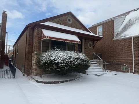 Tiny photo for 8936 S Jeffery Boulevard, Chicago, IL 60617 (MLS # 12549452)