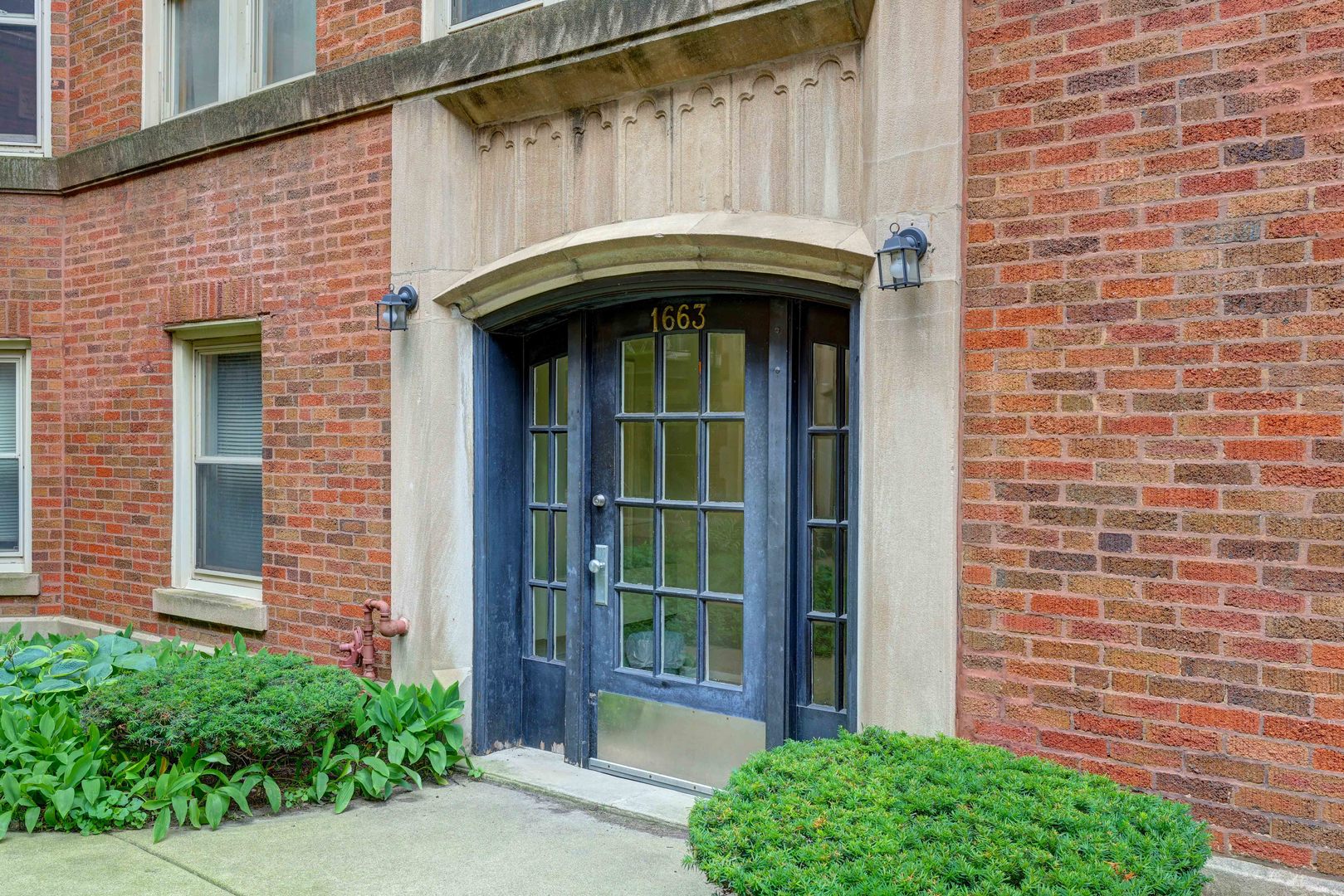 1663 W Pratt Boulevard 2