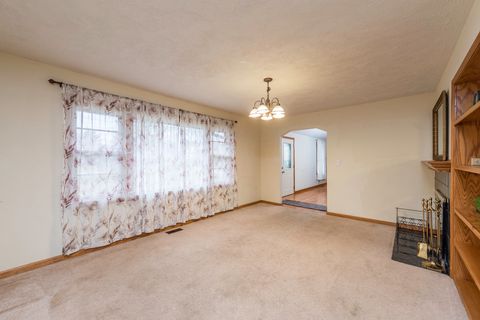 Tiny photo for 35861 N Fuller Road, Gurnee, IL 60031 (MLS # 12518483)