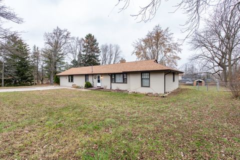 Tiny photo for 35861 N Fuller Road, Gurnee, IL 60031 (MLS # 12518483)