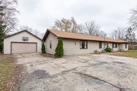 Tiny photo for 35861 N Fuller Road, Gurnee, IL 60031 (MLS # 12518483)