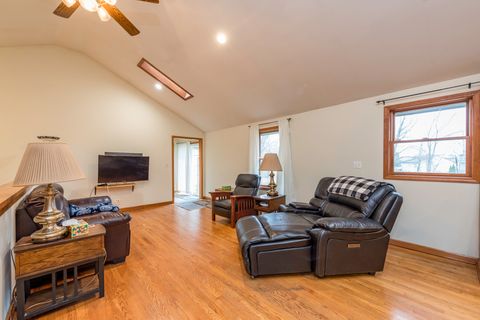 Tiny photo for 35861 N Fuller Road, Gurnee, IL 60031 (MLS # 12518483)
