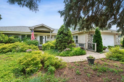 Photo of 6441 S Richmond Avenue, Willowbrook, IL 60527 (MLS # 12743511)