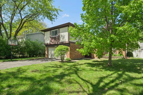 Tiny photo for 1160 Bramble Avenue, Bolingbrook, IL 60490 (MLS # 12628815)