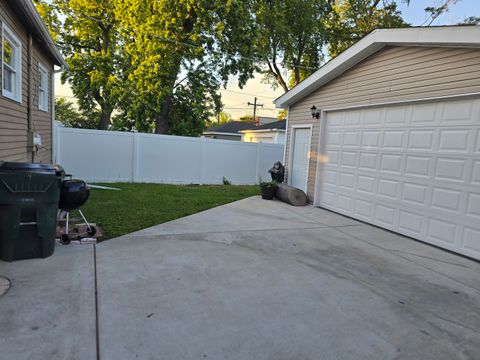 Tiny photo for 927 24th Avenue, Bellwood, IL 60104 (MLS # 12664427)