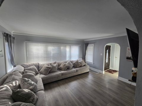 Tiny photo for 927 24th Avenue, Bellwood, IL 60104 (MLS # 12664427)
