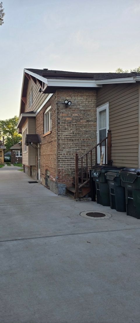 Tiny photo for 927 24th Avenue, Bellwood, IL 60104 (MLS # 12664427)