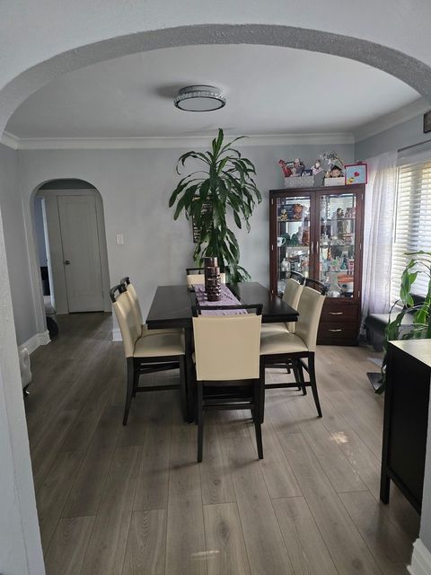 Tiny photo for 927 24th Avenue, Bellwood, IL 60104 (MLS # 12664427)