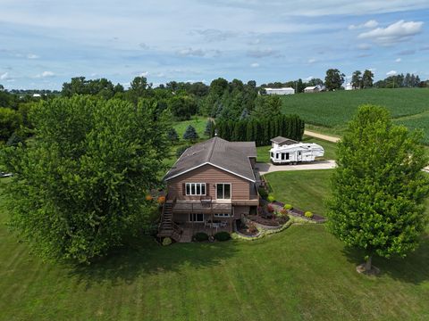 Tiny photo for 5782 N Brown Road, Dakota, IL 61018 (MLS # 12496386)