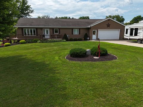 Tiny photo for 5782 N Brown Road, Dakota, IL 61018 (MLS # 12496386)