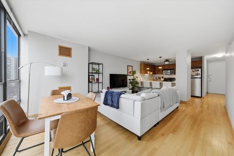 Tiny photo for 1540 N La Salle Drive #1103, Chicago, IL 60610 (MLS # 12577644)